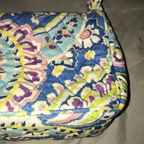 Vera Bradley Small Adjustable Strap Crossbody - Picture 3 of 7